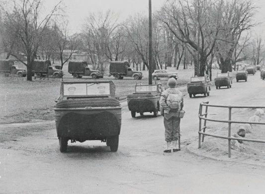 1943 U S Army amphibians  0401-0990