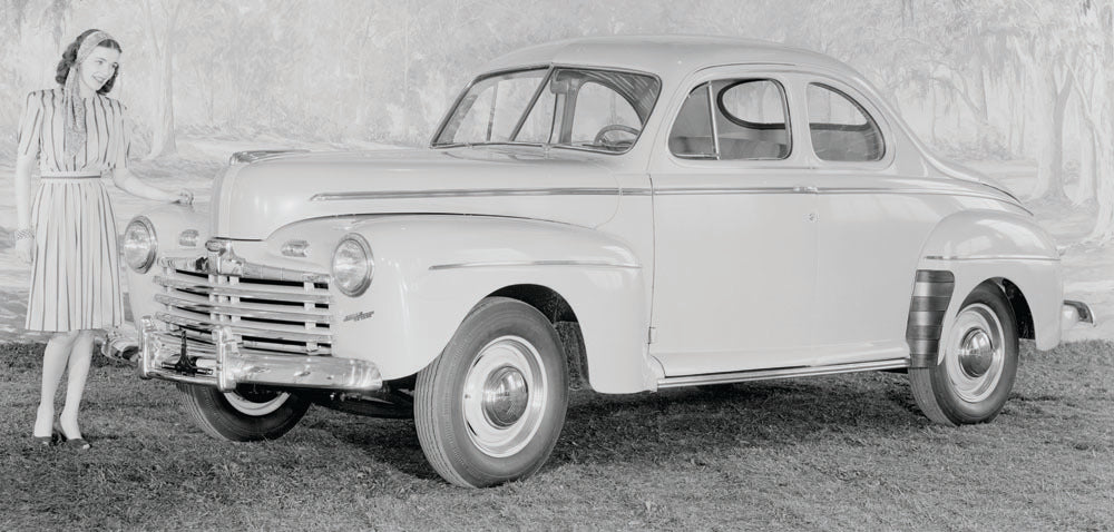 1946 Ford Super DeLuxe Coupe 0401-1004