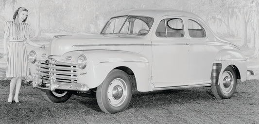 1946 Ford Super DeLuxe Coupe 0401-1004