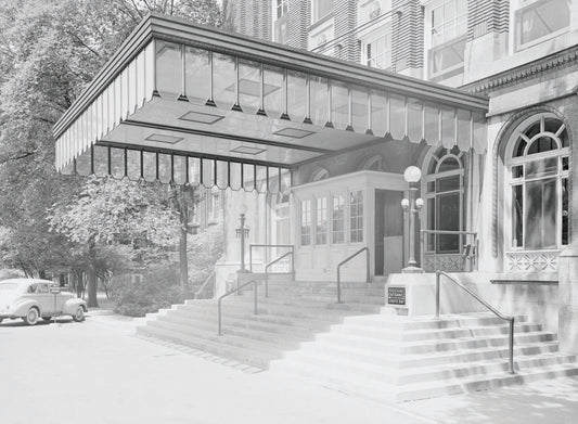 1946 Henry ford Hospital lobby 0401-1023