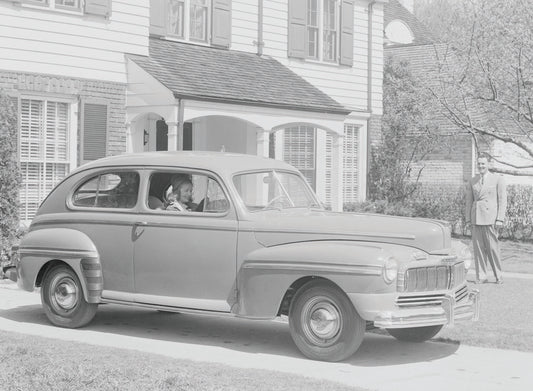 1946 Mercury two door 0401-1053