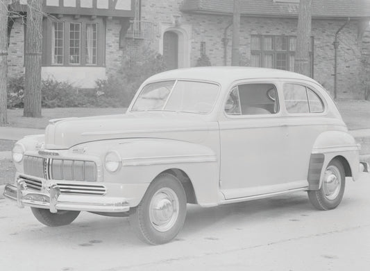 1946 Mercury two door sedan 0401-1054