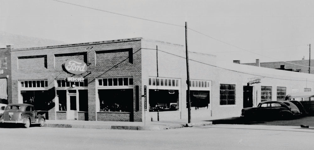 1944 Ford service station 0401-1068