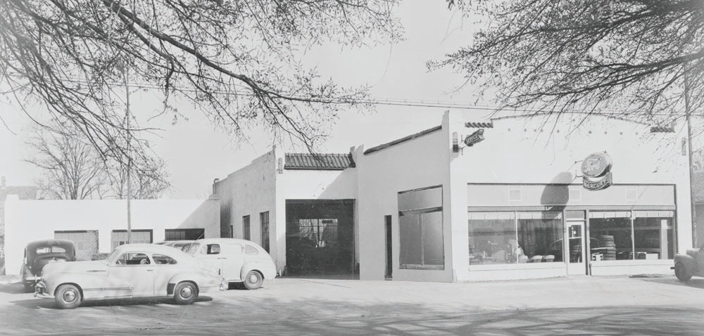 1944 Ford service station 0401-1079