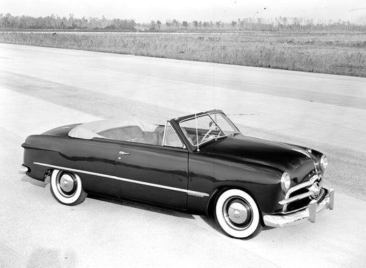 1949 Ford convertible 0401-1111