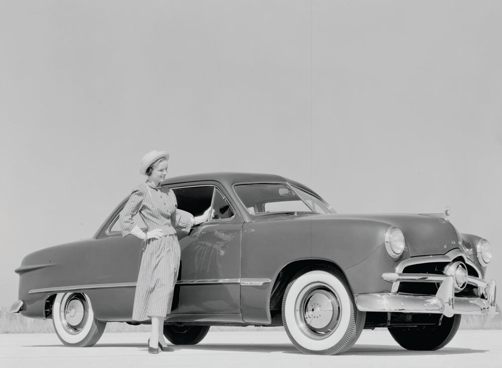 1949 Ford coupe  0401-1127
