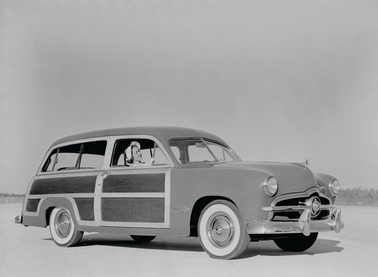 1949 Ford station wagon  0401-1158
