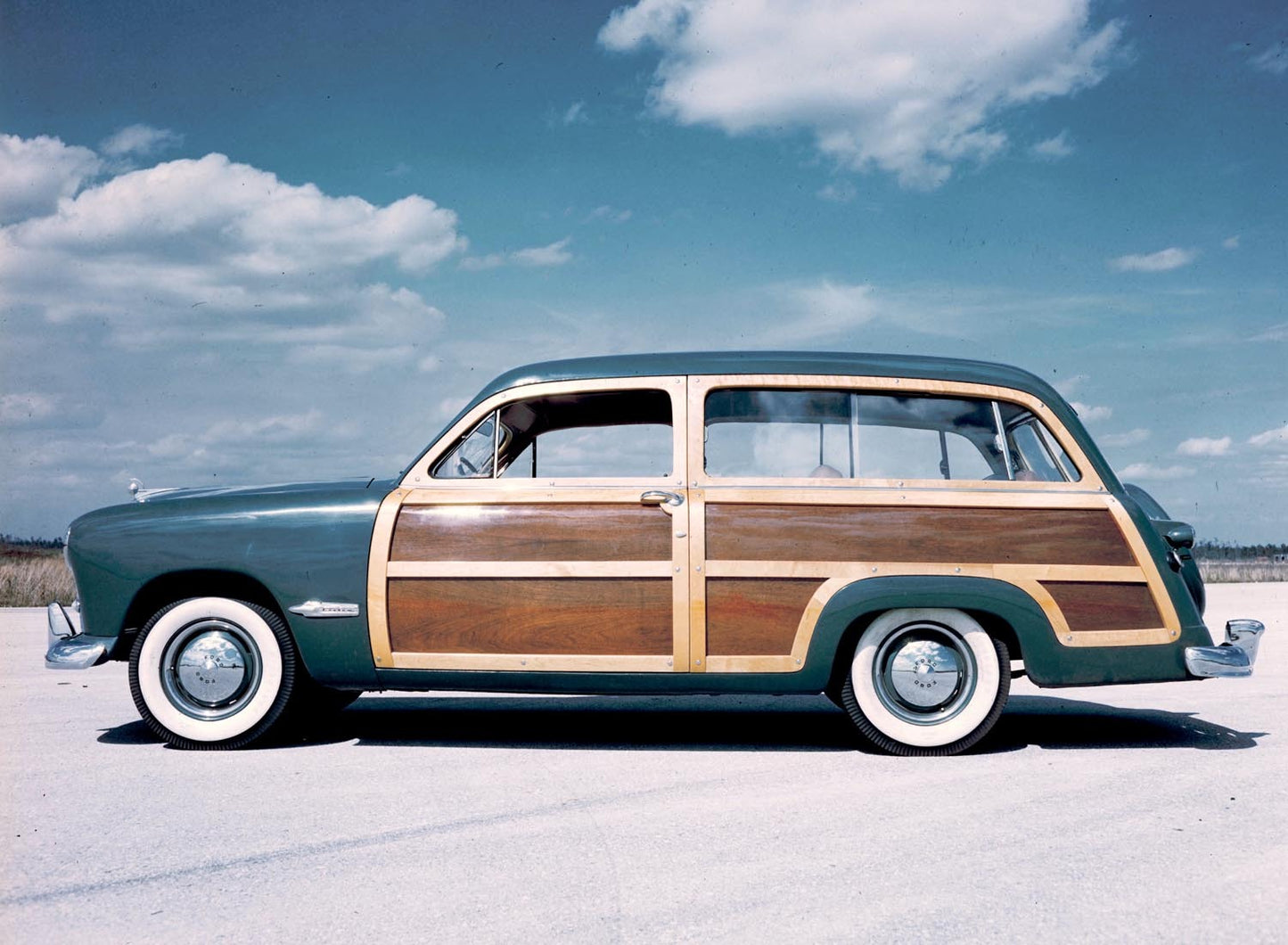 1949 Ford station wagon  0401-1161