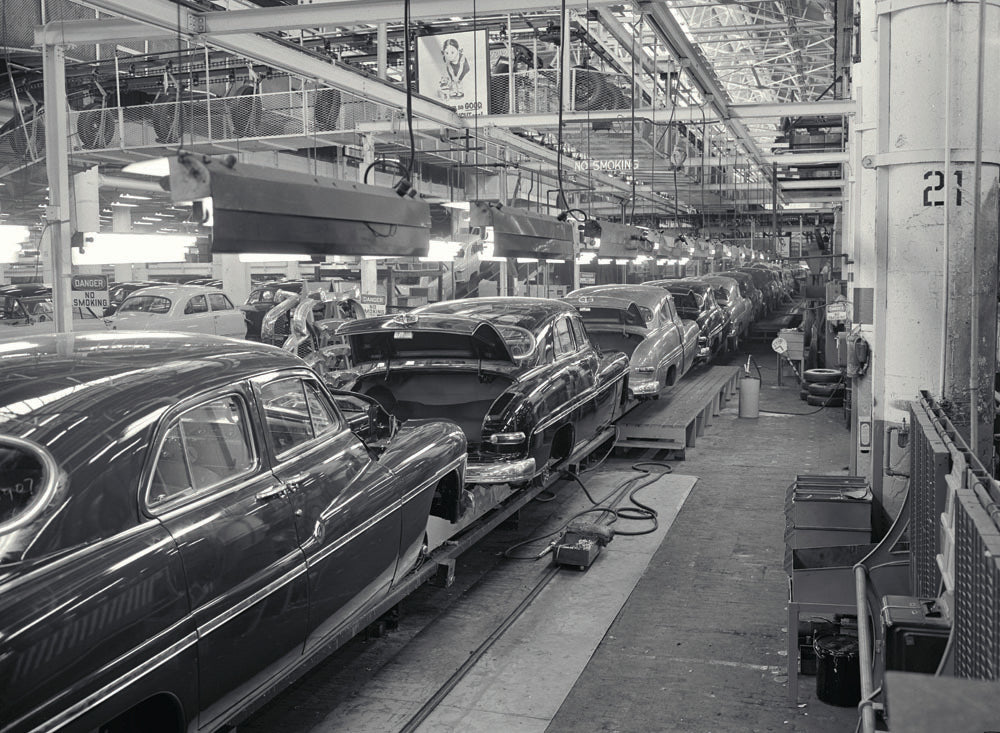 1950 Mercury on final assembly line 0401-1217