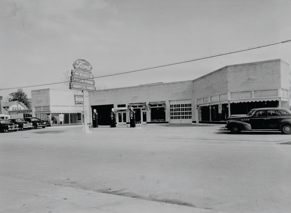 1944 Ford service station Andress Abbott 0401-1223