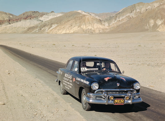 1951 Ford in Mobilgas Economy Run  0401-1225
