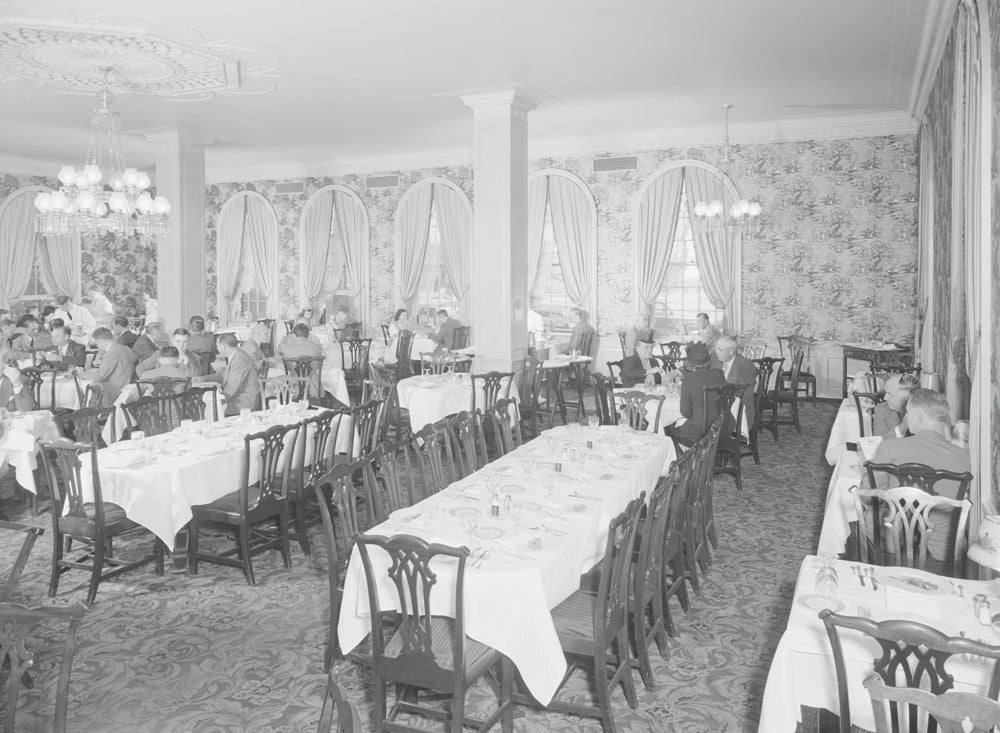 1946 Dearborn Inn dining room Dearborn Michigan 0401-1276