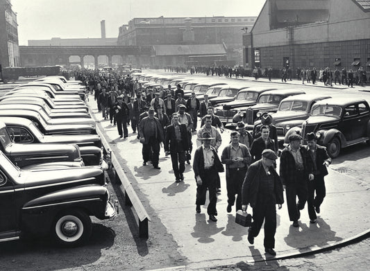 1946 Ford News Bureau photo at Rouge Complex 0401-1303