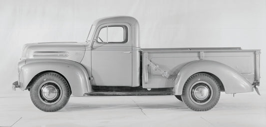 1946 Ford one ton pickup truck 0401-1306