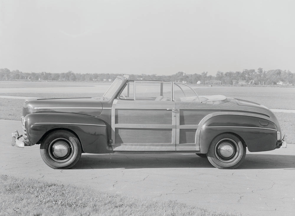 1946 Ford Sportsman 0401-1325