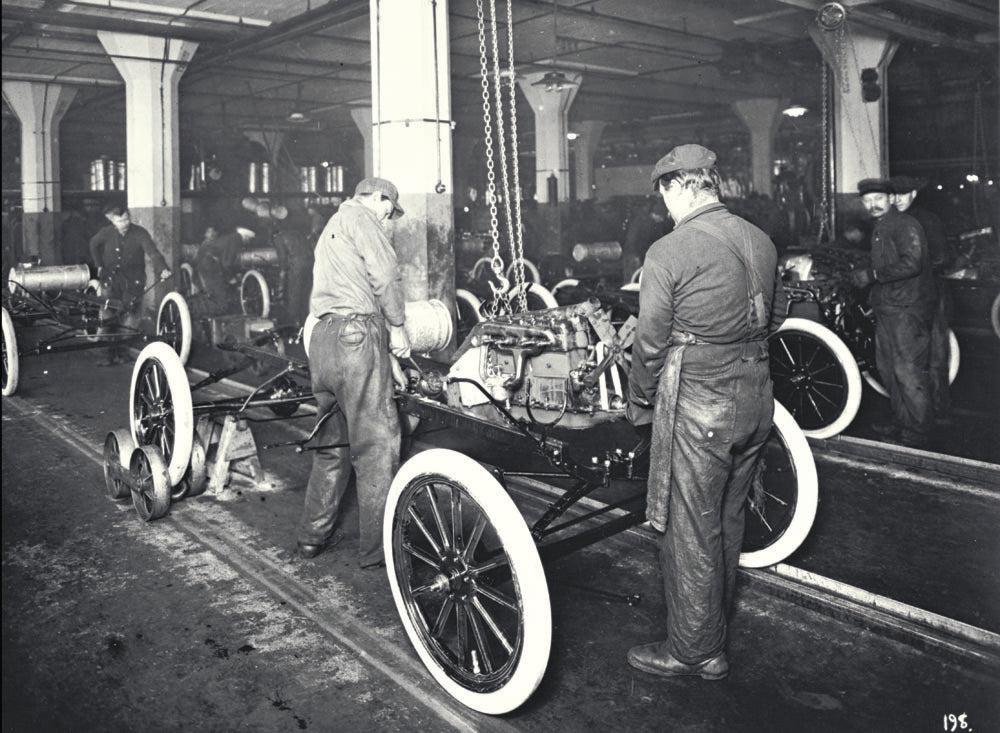 1913 Ford Highland Park Plant engine installation 0401-1347