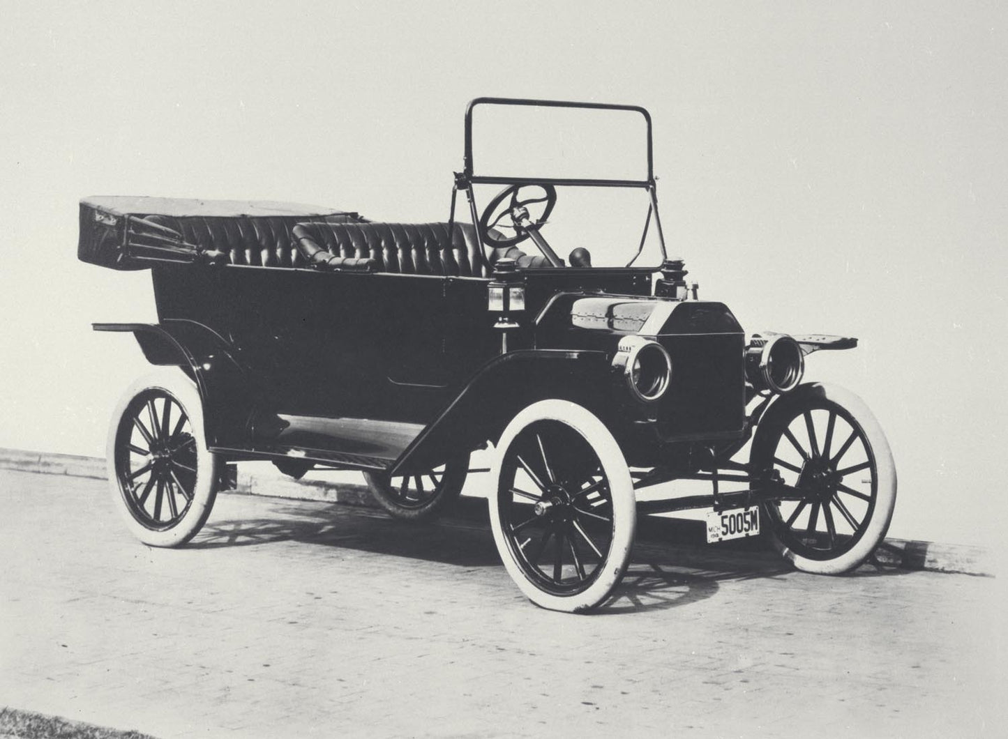 1914 Ford Model T touring  0401-1348