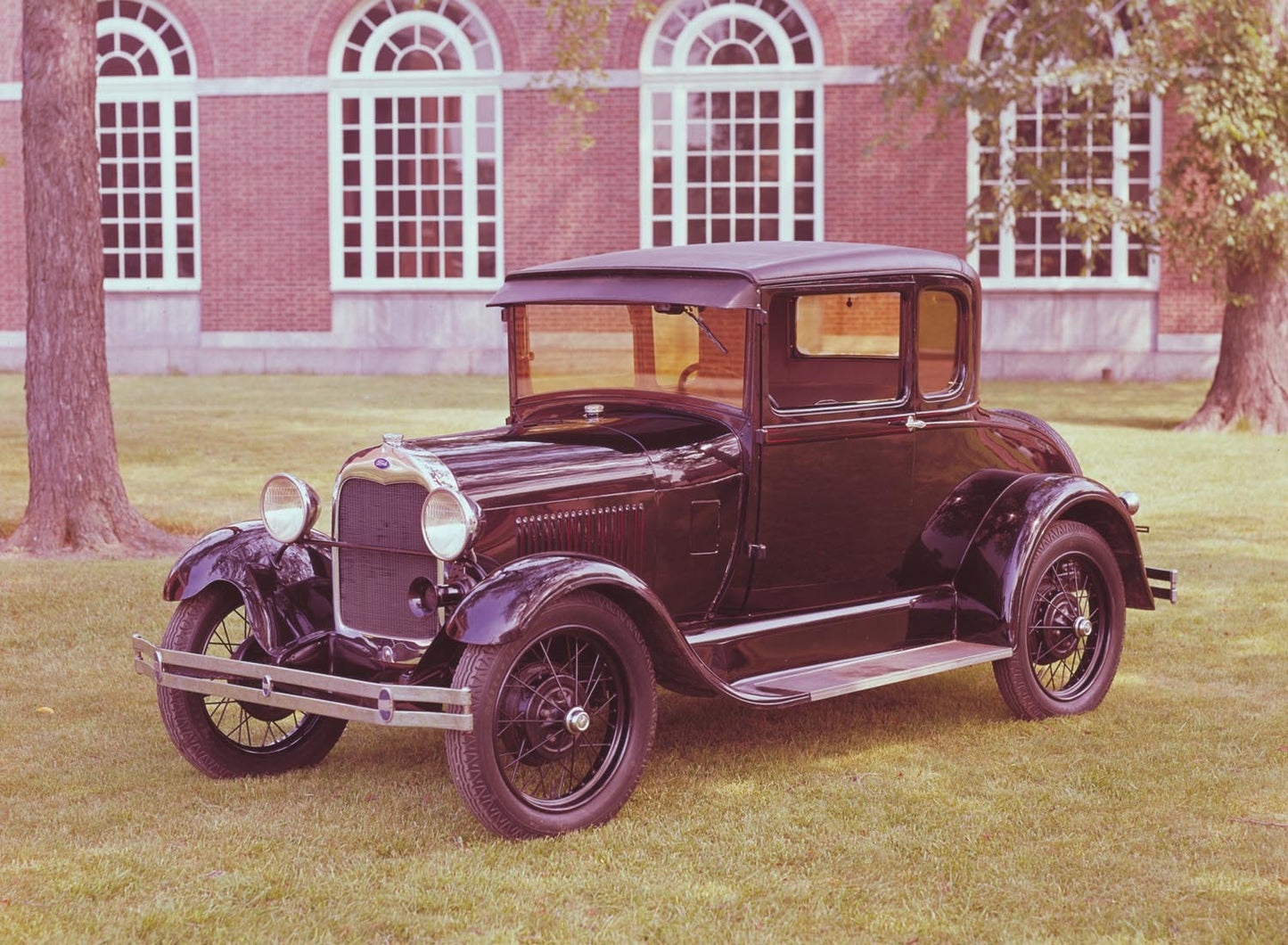 1928 Ford Model A coupe  0401-1354