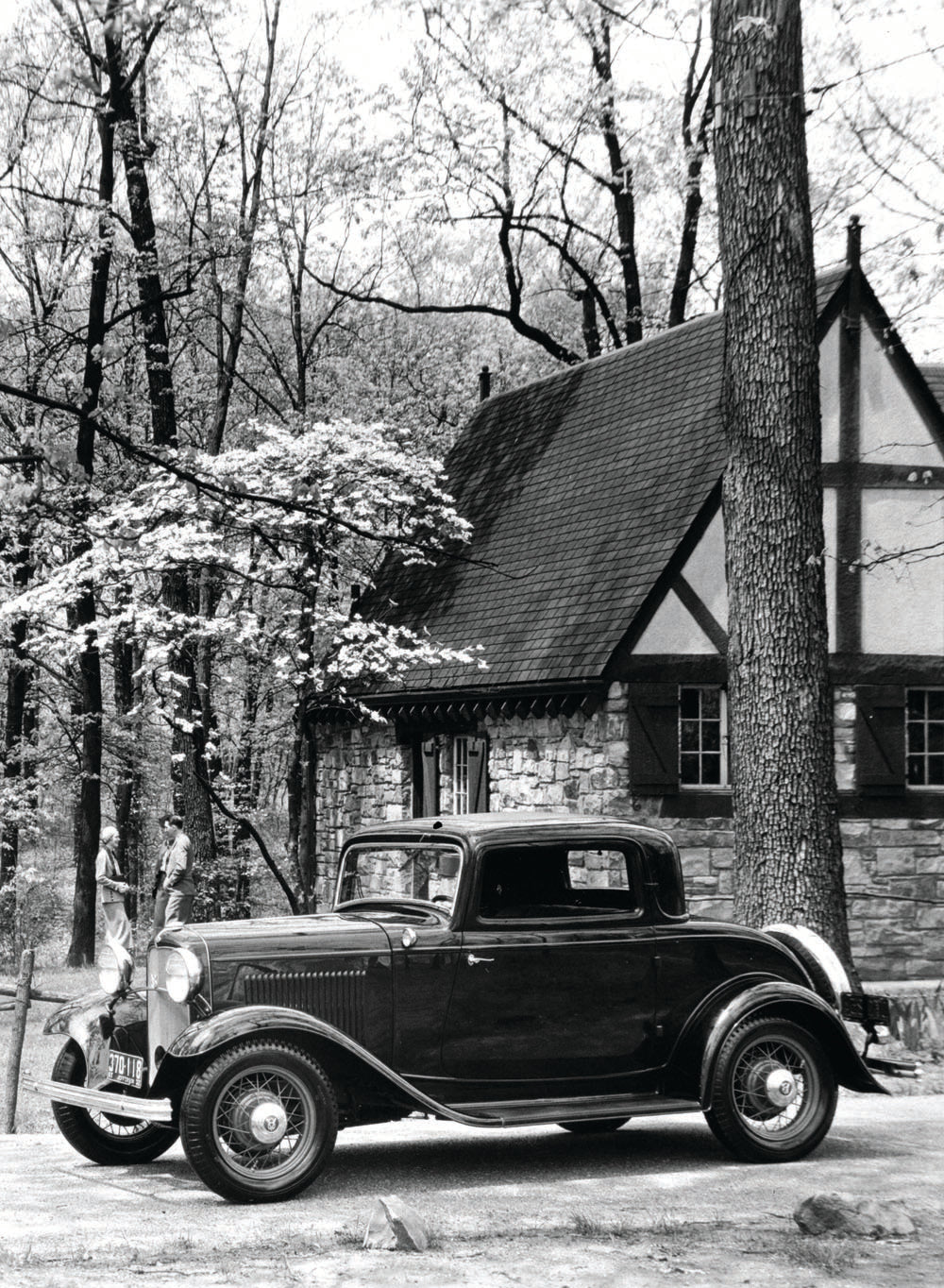 1932 Ford DeLuxe Coupe 0401-1374