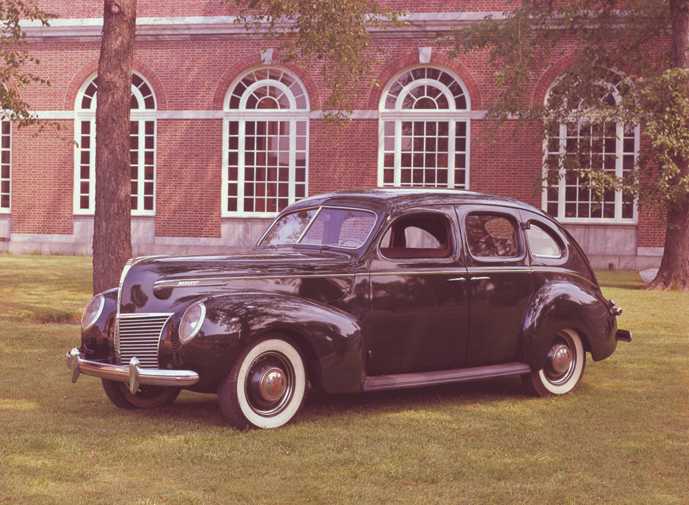 1939 Mercury four door sedan 0401-1381