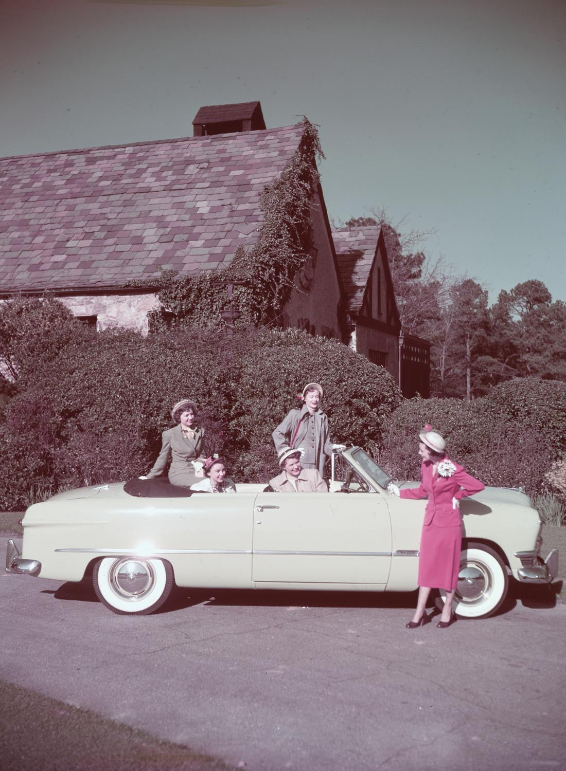 1950 Ford Custom Deluxe convertible  0401-1416