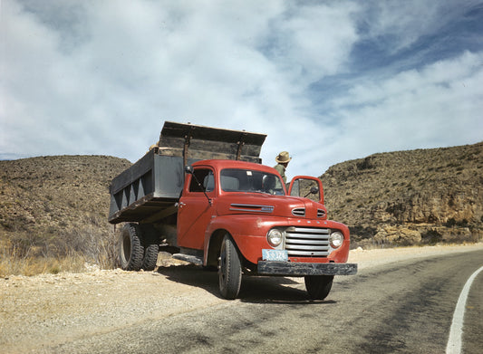 1950 Ford F 7 dump truck  0401-1421