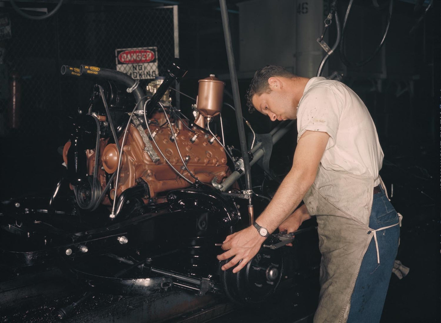 1951 Ford V8 239 CID flathead  0401-1463