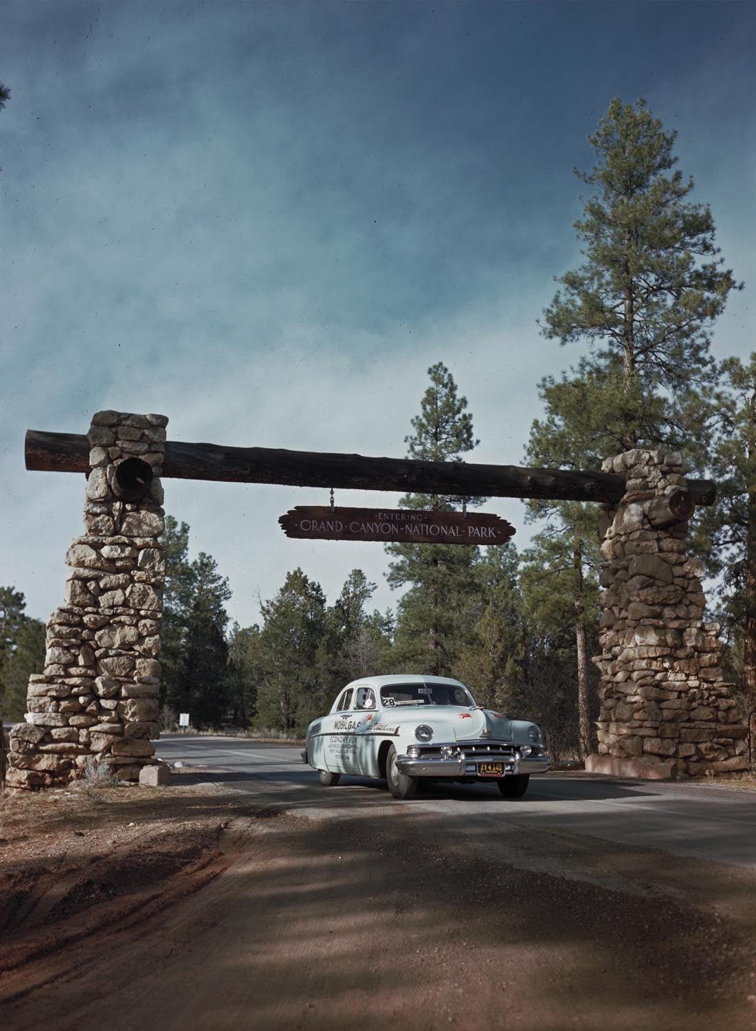 1951 Lincoln Mobil Gas Economy Run entry  0401-1466