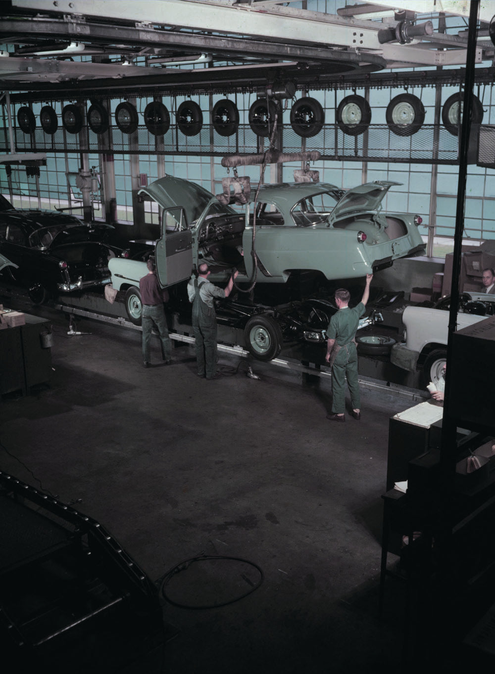 1952 Ford Atlanta Assembly Plant  0401-1473
