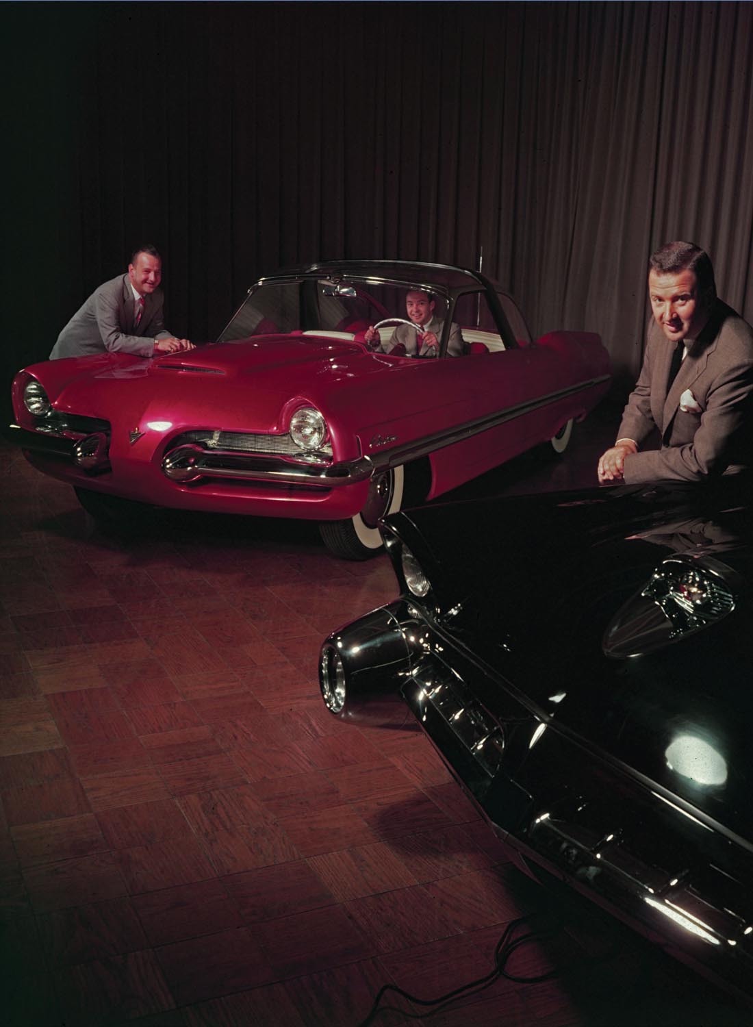 1952 Ford Design Center Rotunda  0401-1482