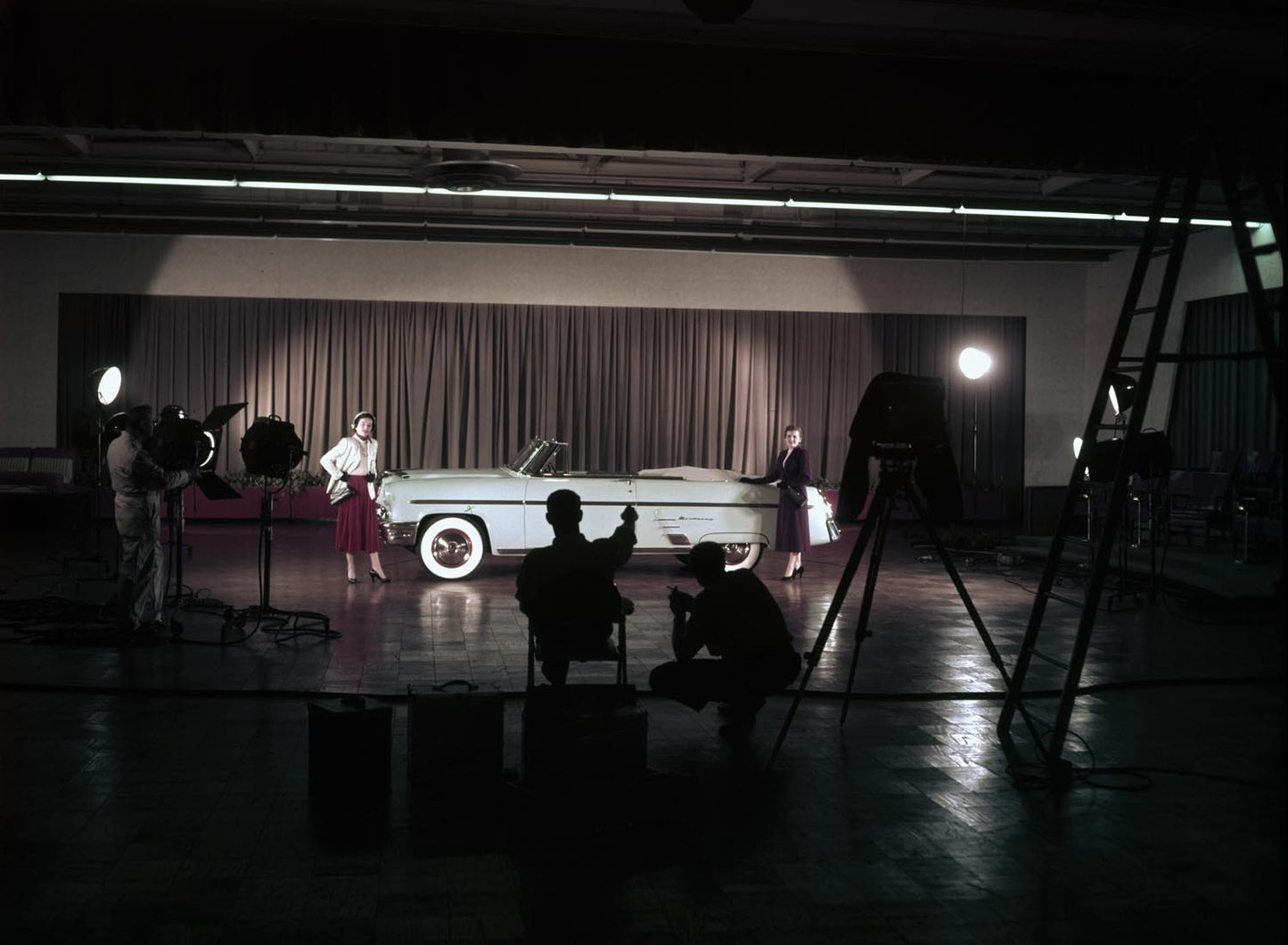 1952 Lincoln Mercury photo shoot  0401-1502