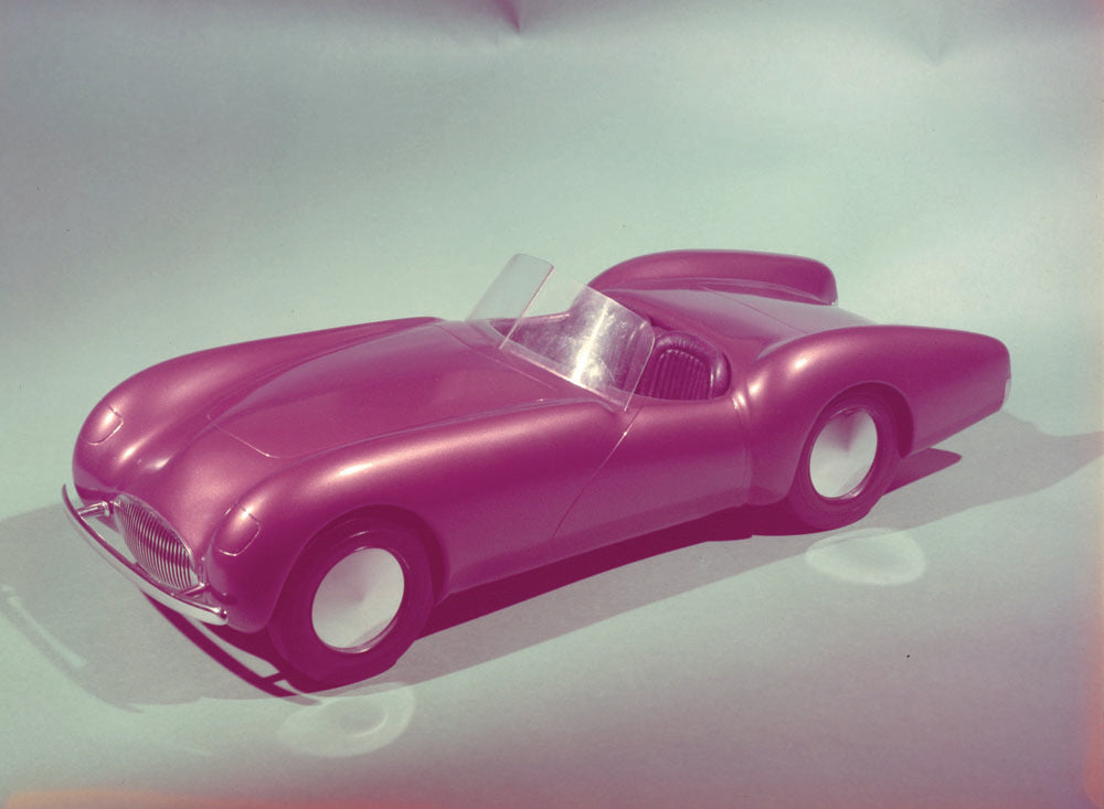 1953 Ford Anglia based concept model by Vince Gard  0401-1505