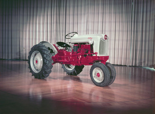 1953 Ford tractor 0401-1529