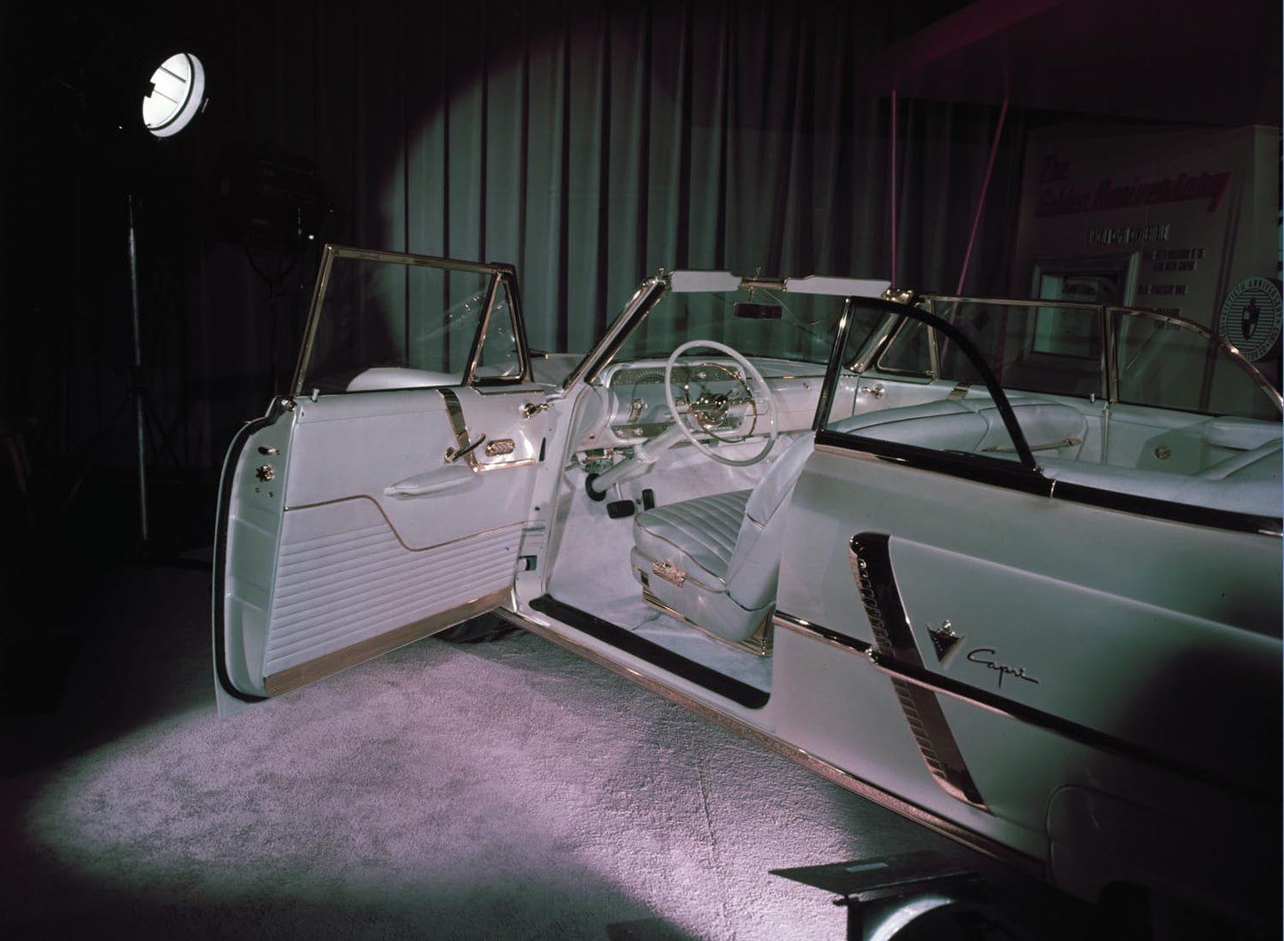 1953 Lincoln Anniversary concept car interior  0401-1537