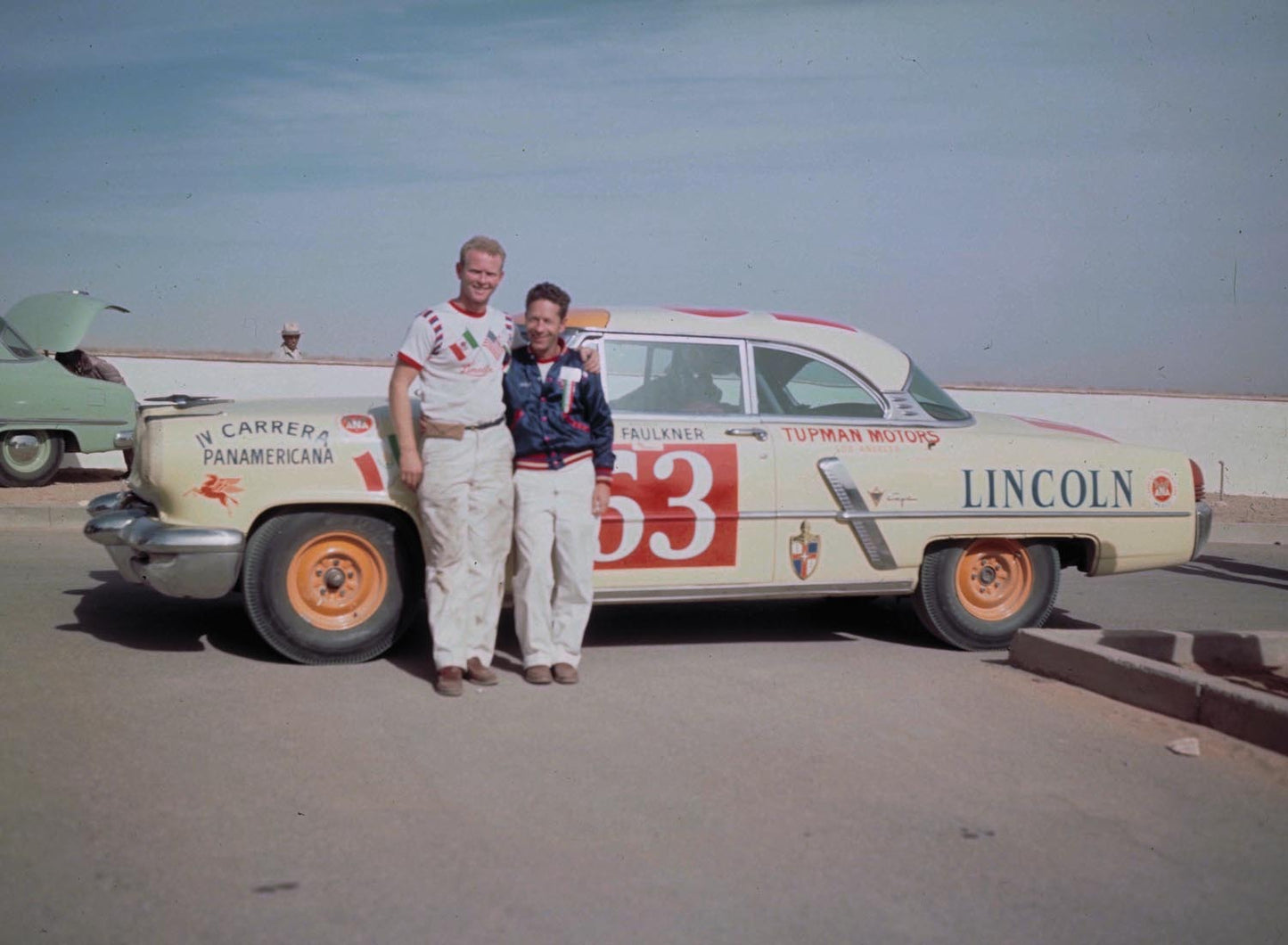 1953 Lincoln Pan American Road Race  0401-1545