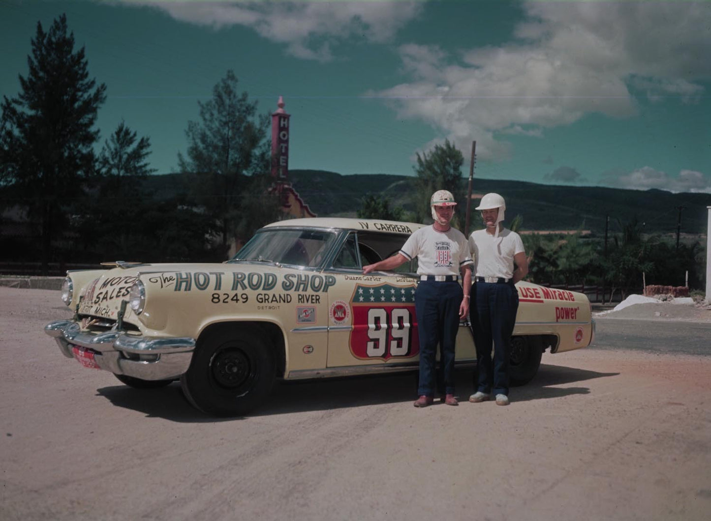 1953 Lincoln Pan American Road Race  0401-1548