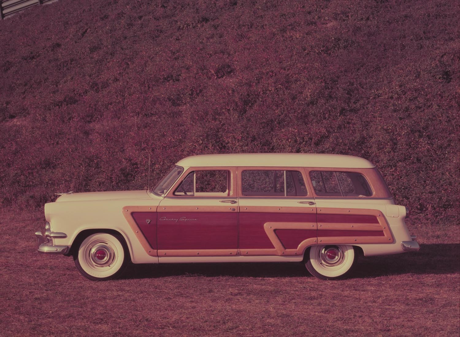 1954 Ford station wagon  0401-1583
