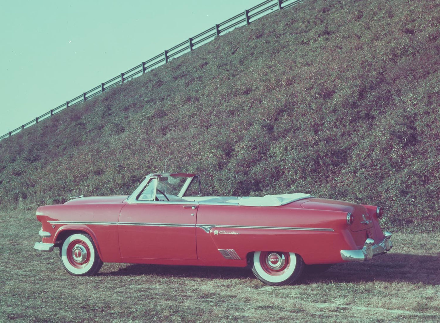 1954 Ford Sunliner convertible  0401-1584