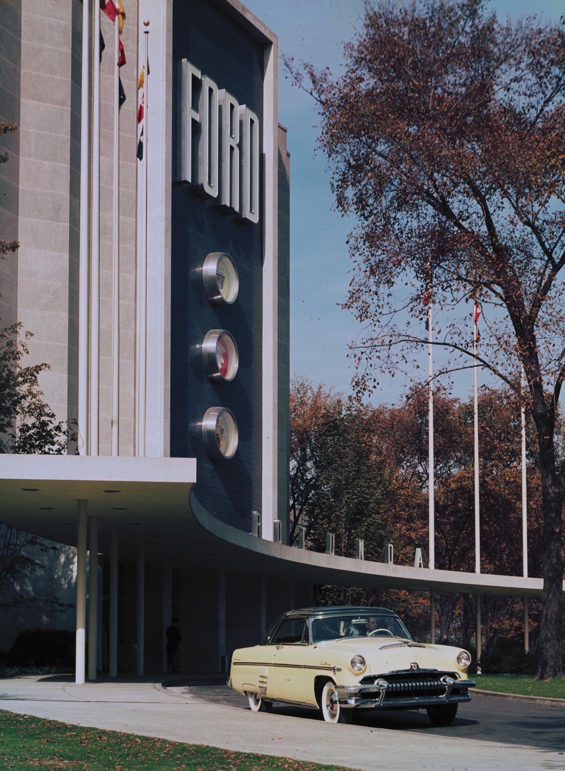 1954 Mercury Sun Valley at Ford Rotunda  0401-1596