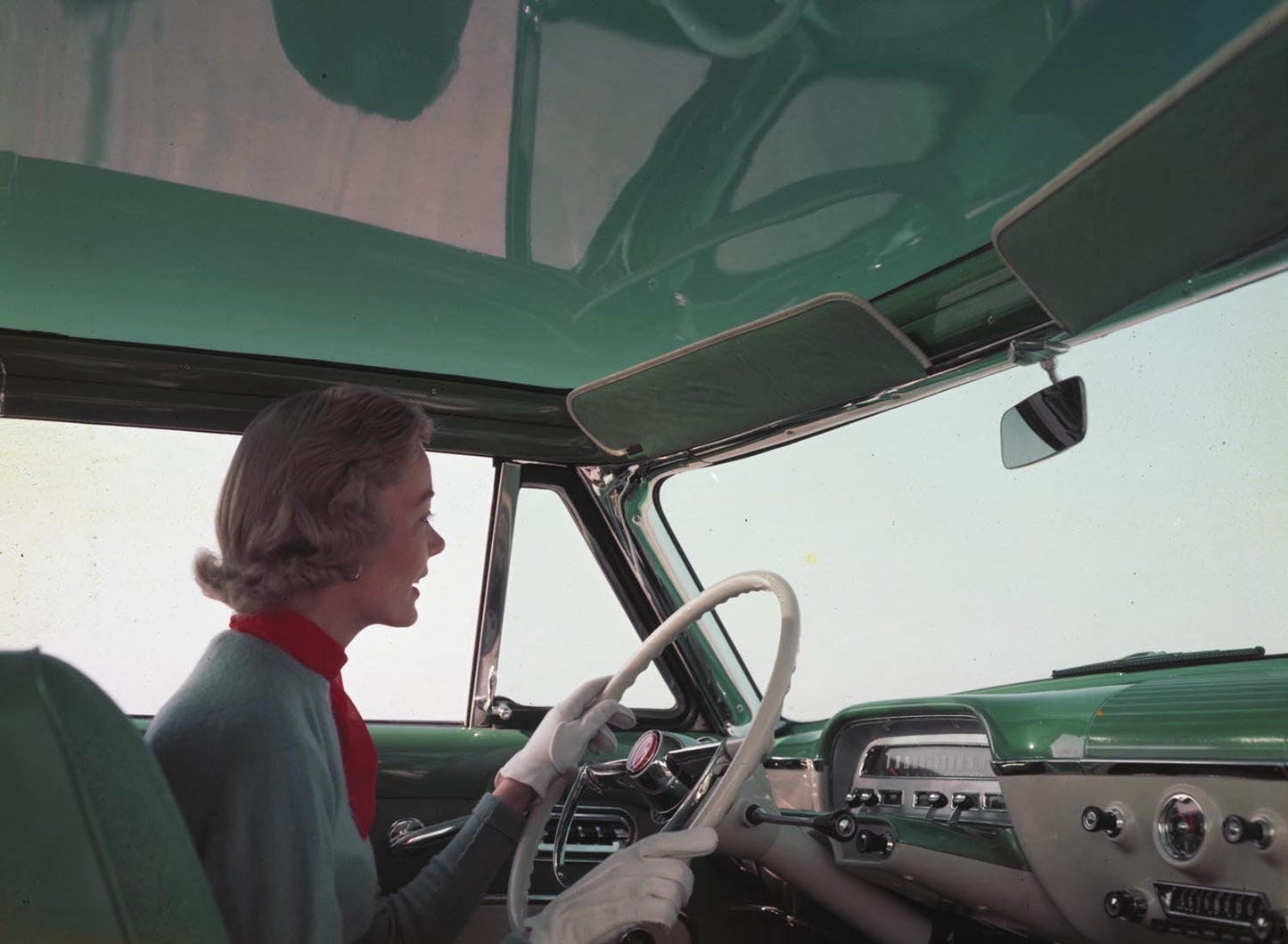 1954 Mercury Sun Valley interior  0401-1599