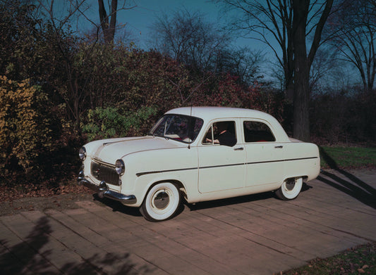 1955 Ford (England) Consul four door  0401-1602