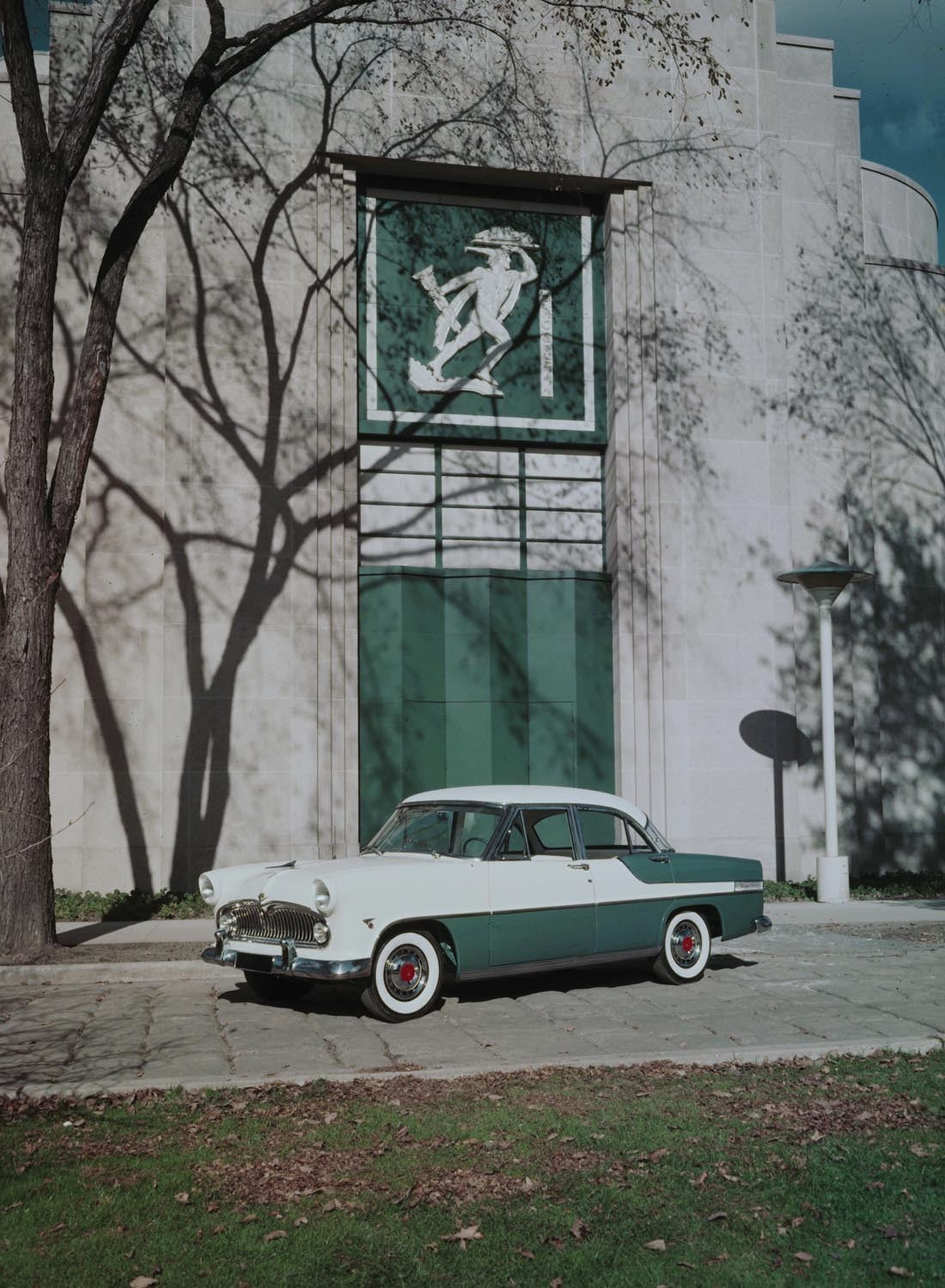 1955 Ford (France) Vedette Regence  0401-1607