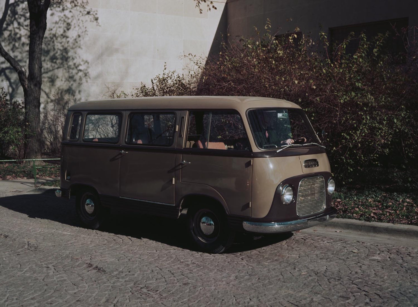1955 Ford (Germany) Taunus FK100 bus  0401-1608