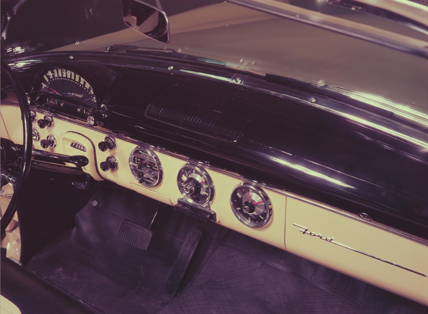 1955 Ford convertible instrument panel  0401-1618