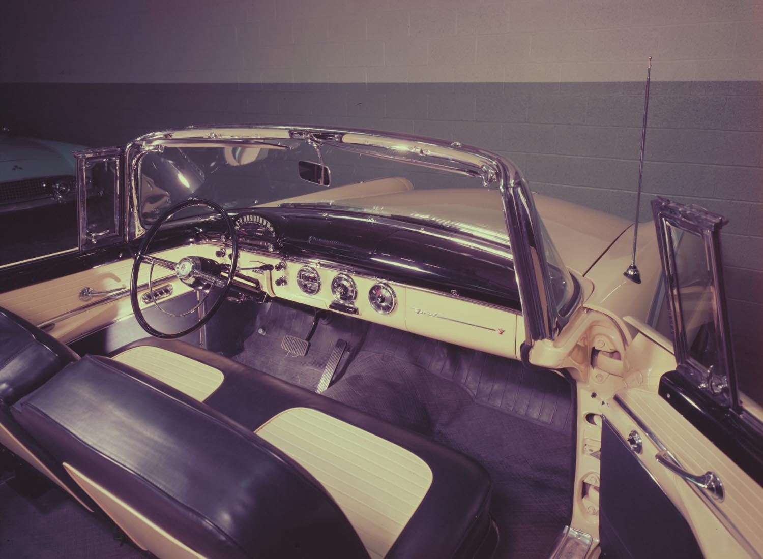 1955 Ford convertible interior  0401-1619