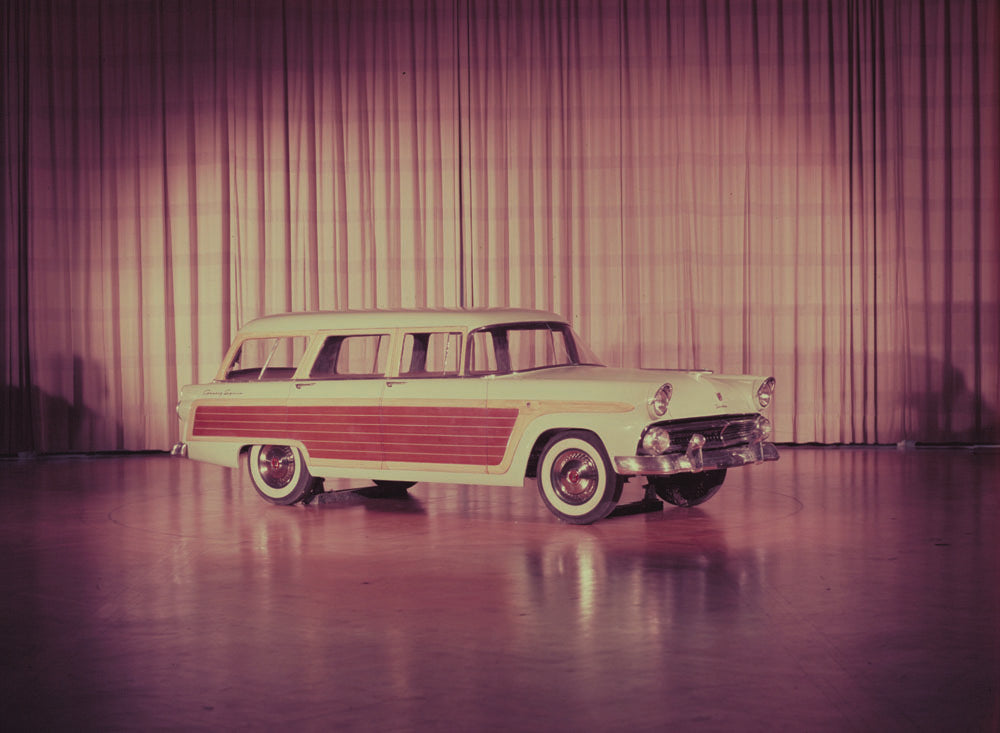 1955 Ford Country Squire station wagon  0401-1621