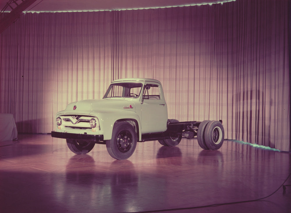 1955 Ford F 300 truck chassis cab  0401-1631