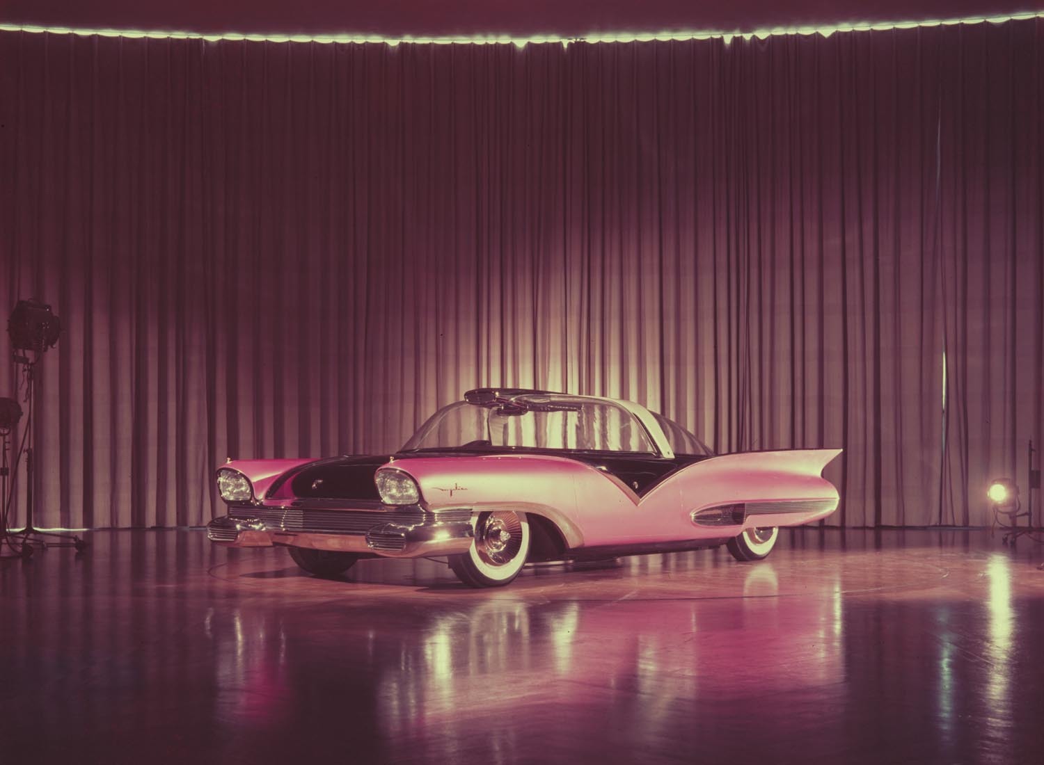 1955 Ford Mystere concept car  0401-1647