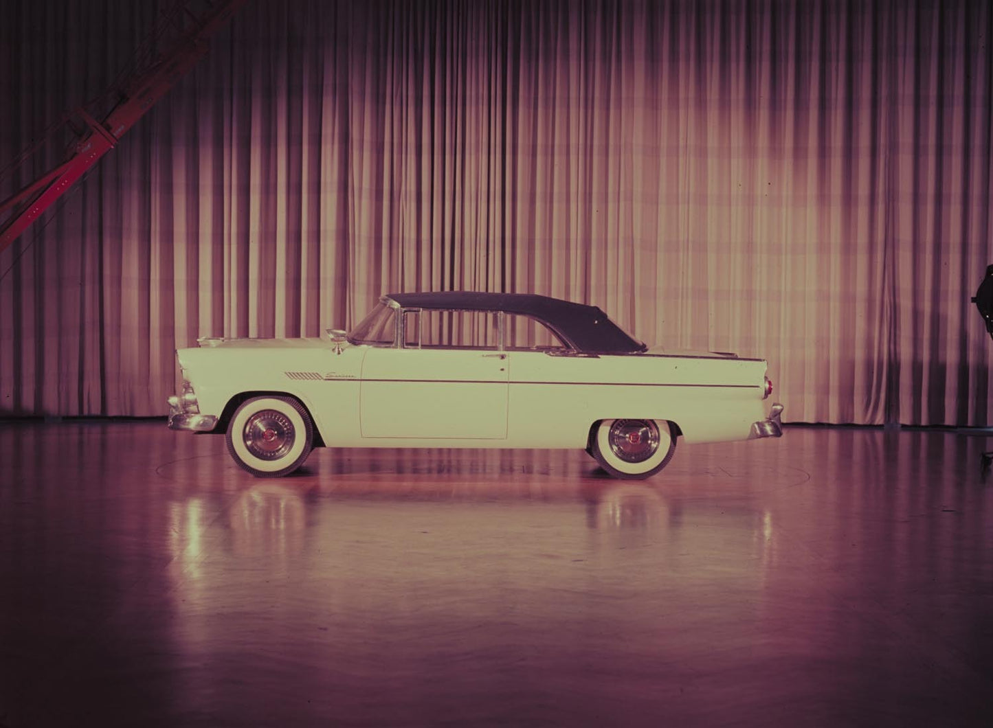 1955 Ford Sunliner styling prototype  0401-1663