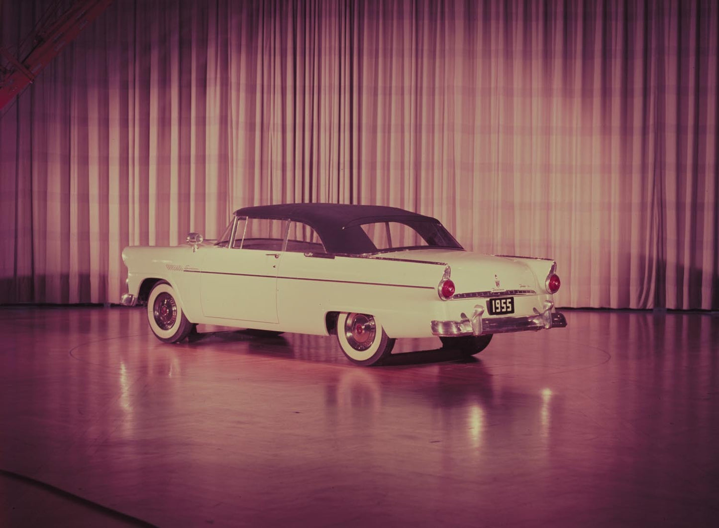 1955 Ford Sunliner styling prototype  0401-1665